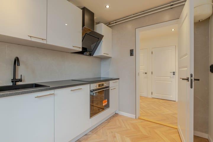 Foto 8 van Lorentzlaan 86