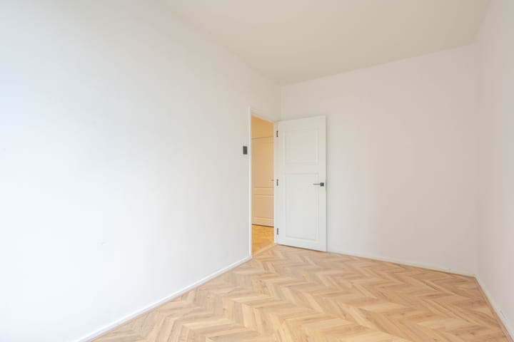 Foto 16 van Lorentzlaan 86