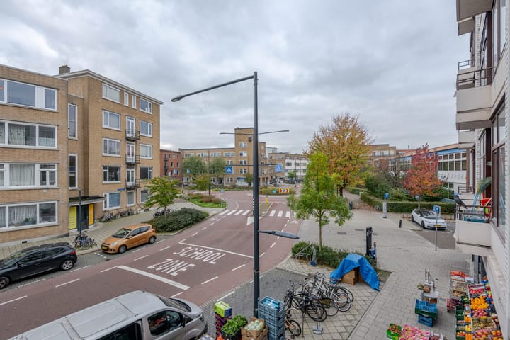 Foto 18 van Lorentzlaan 86