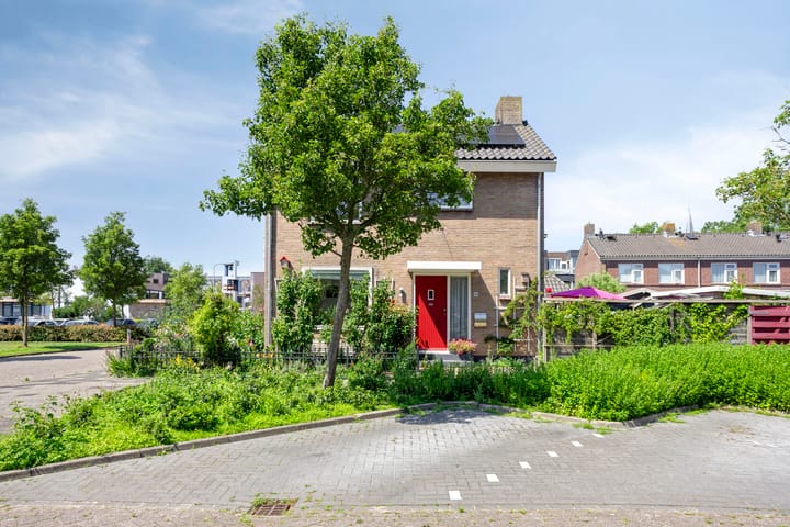 Foto 9 van Oosterweidestraat 48