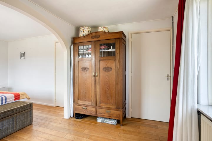 Foto 26 van Oosterweidestraat 48