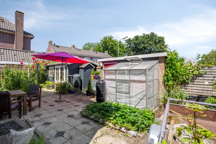 Foto 32 van Oosterweidestraat 48