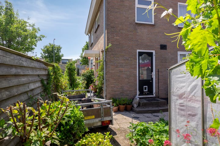 Foto 37 van Oosterweidestraat 48