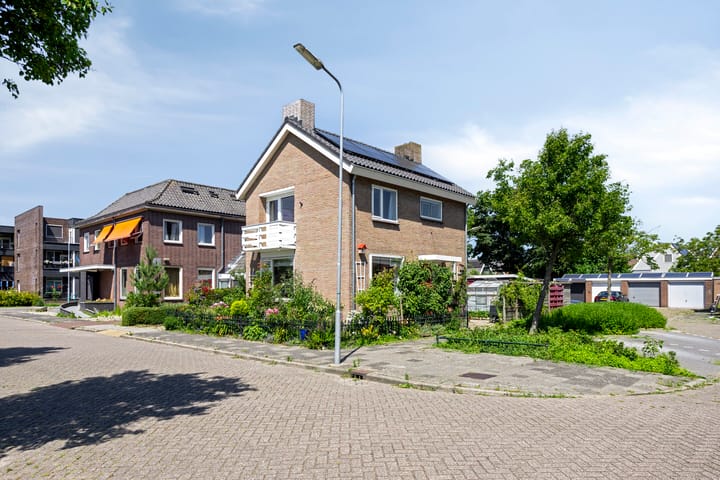 Foto 44 van Oosterweidestraat 48