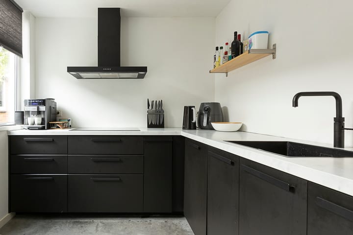 Photo 17 of Trompstraat 3