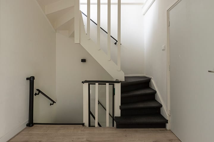 Photo 25 of Trompstraat 3