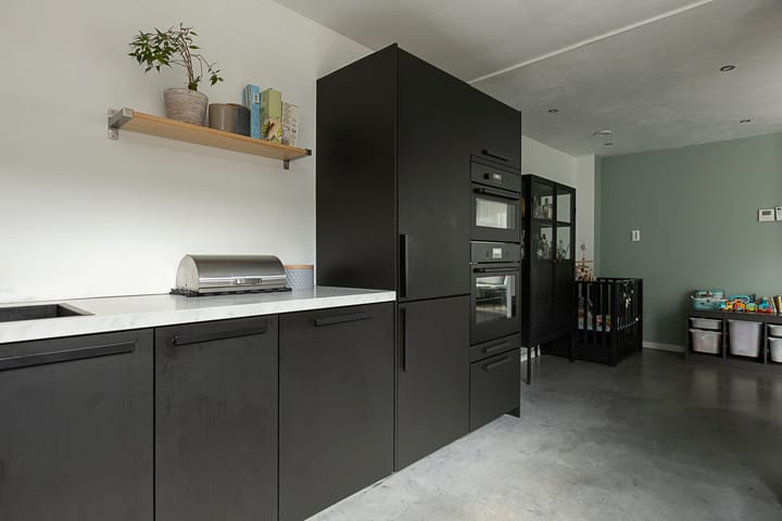 Photo 15 of Trompstraat 3