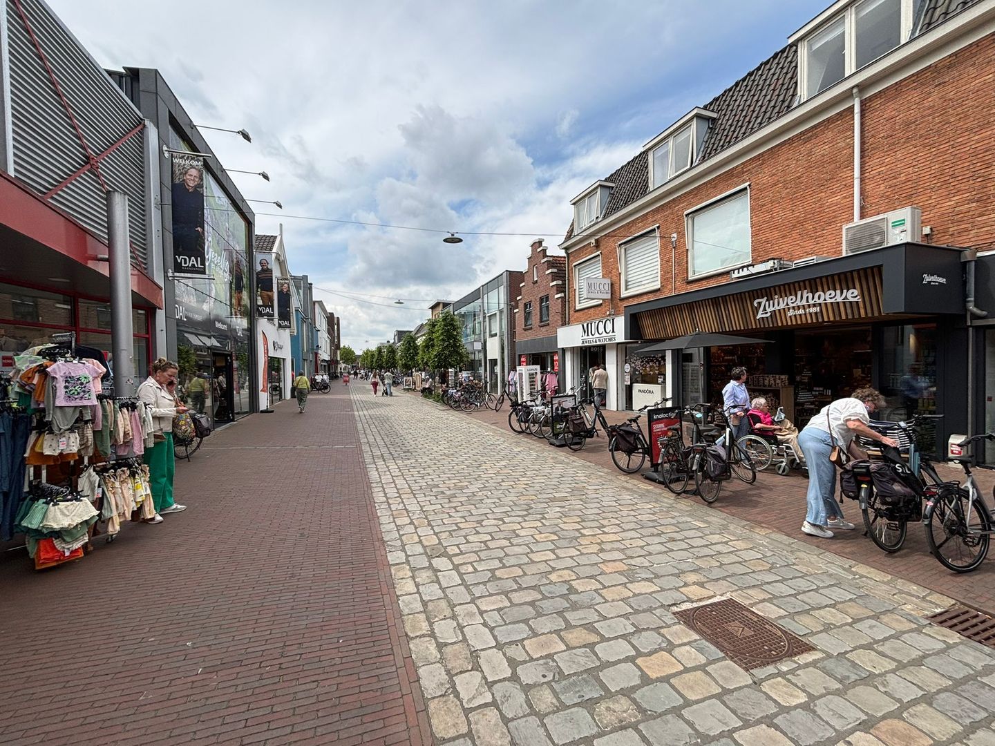 View photo 3 of Haarstraat 22