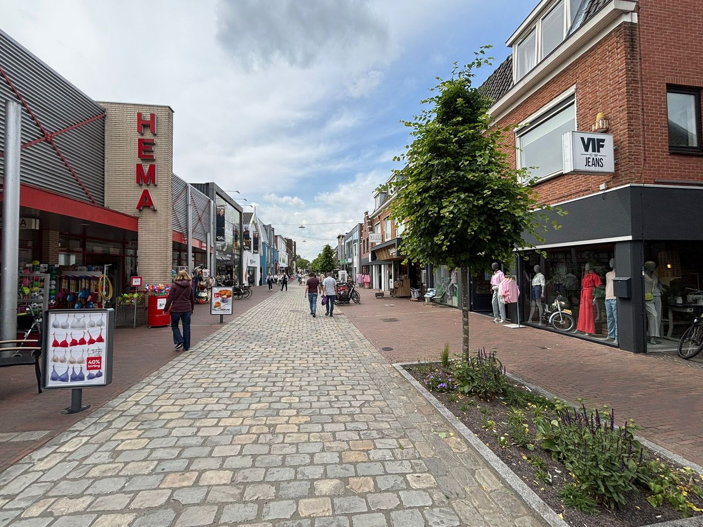 View photo 4 of Haarstraat 22