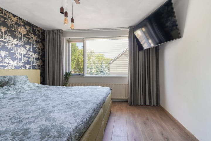 Photo 18 of Hugo van der Goesstraat 6