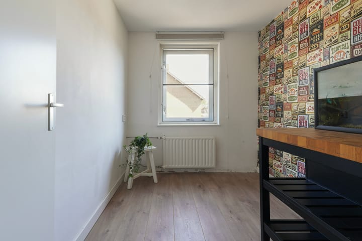 Photo 21 of Hugo van der Goesstraat 6