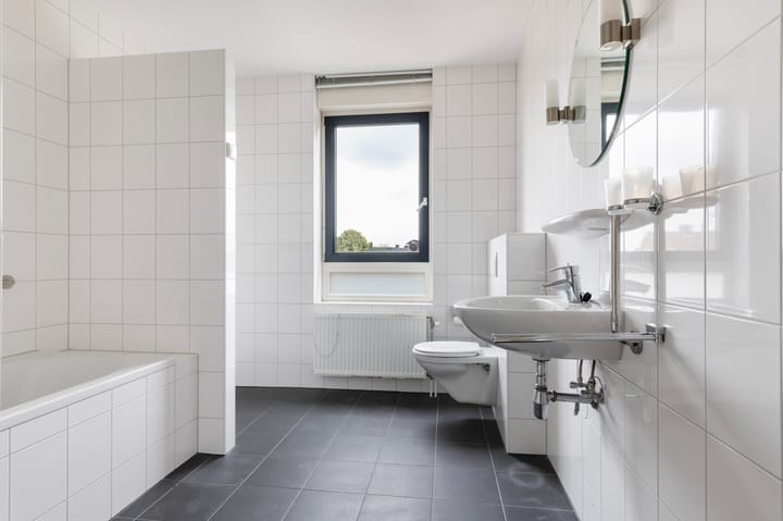 Foto 3 van Hof van Kingma 42