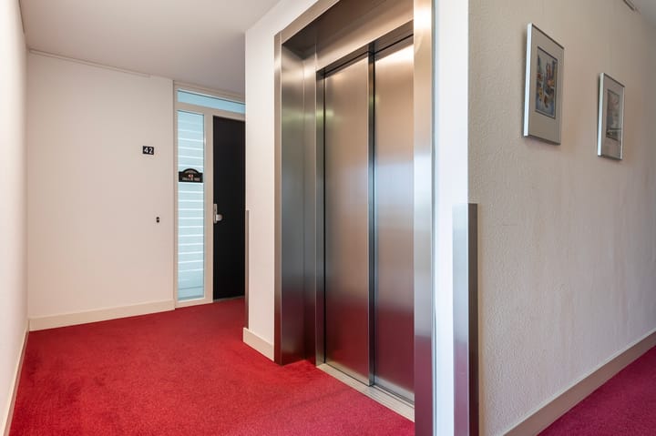 Foto 10 van Hof van Kingma 42