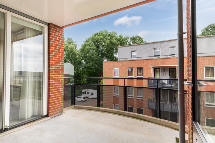 Foto 19 van Hof van Kingma 42