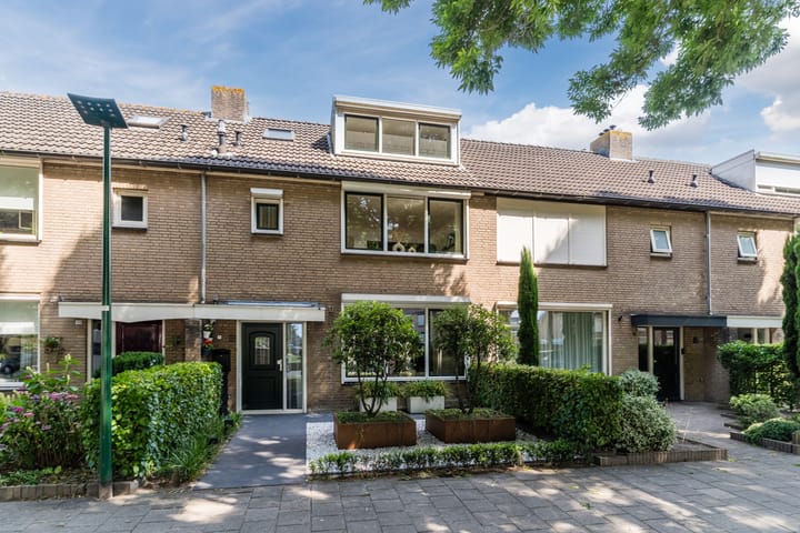 Foto 7 van de Ruyterstraat 18