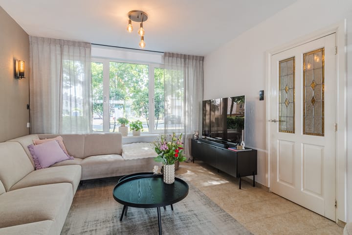 Foto 16 van de Ruyterstraat 18