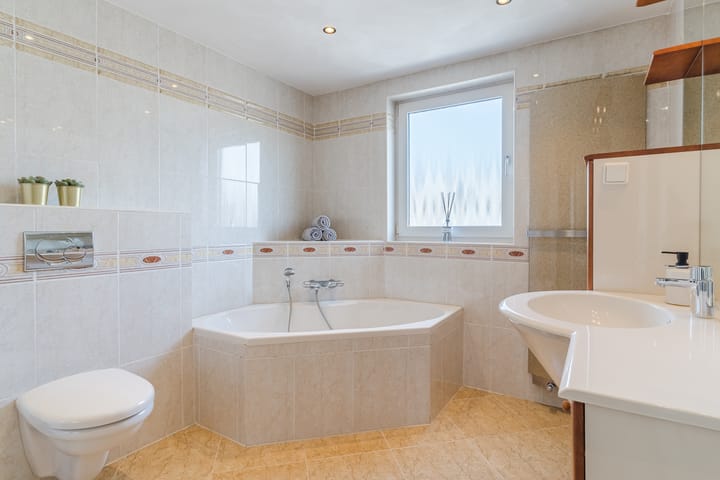 Foto 36 van de Ruyterstraat 18