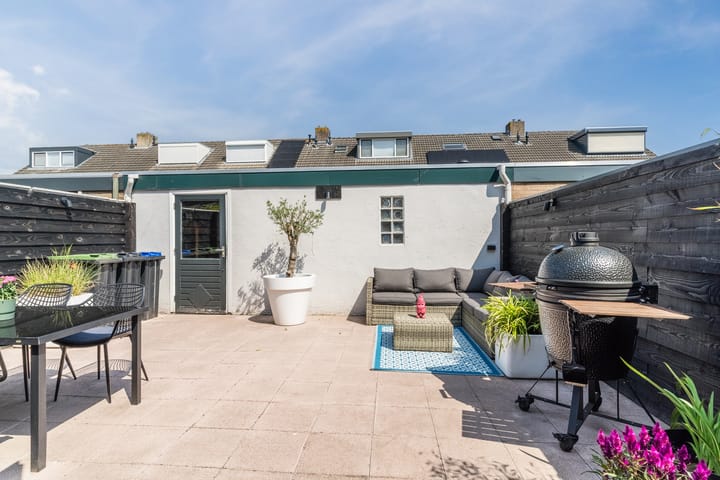 Foto 46 van de Ruyterstraat 18