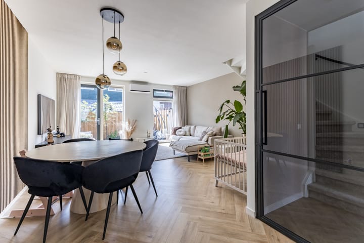 Photo 8 of Machinistenstraat 27