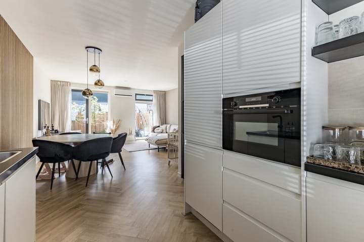 Photo 10 of Machinistenstraat 27