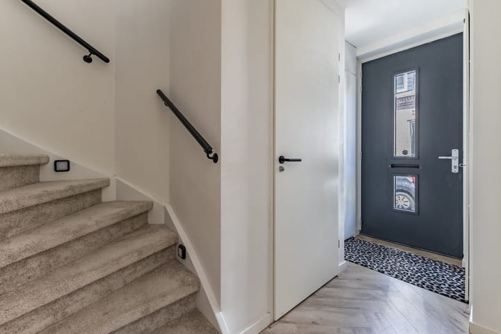 Photo 16 of Machinistenstraat 27