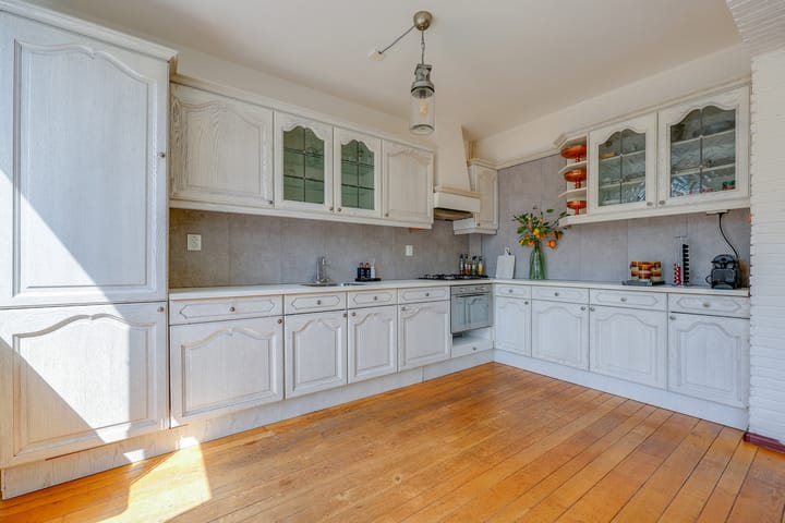 Foto 15 van Kornwierde 85