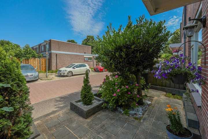 Foto 49 van Kornwierde 85