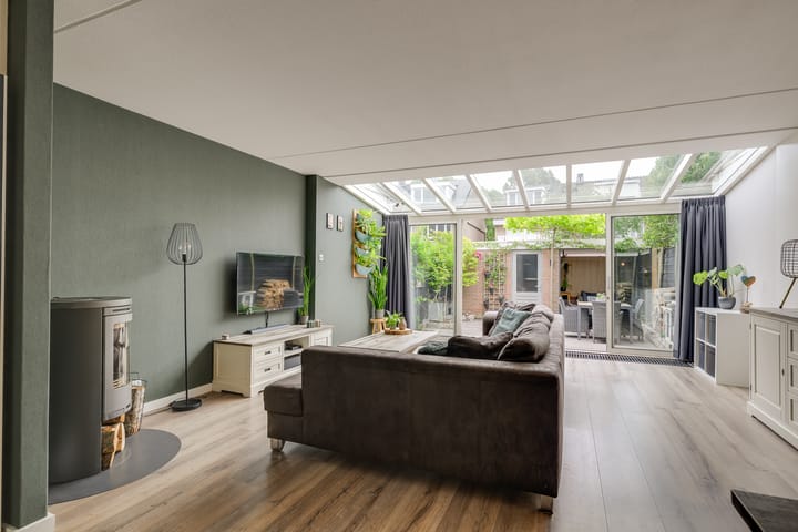 Foto 10 van Thorbeckestraat 14