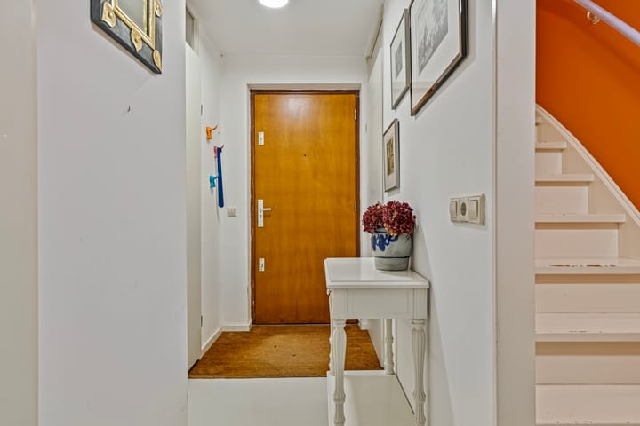 Photo 6 of Nieuwevaart 95