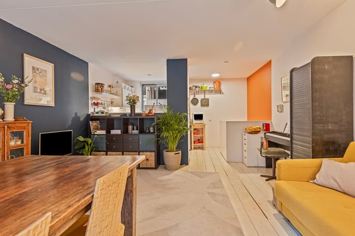 Photo 9 of Nieuwevaart 95