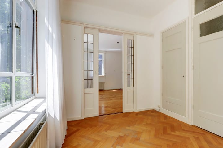 Foto 12 van Johan de Wittstraat 75