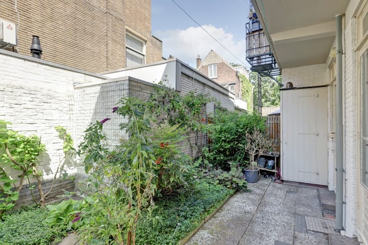 Foto 19 van Johan de Wittstraat 75