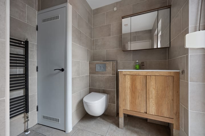 Foto 13 van Vughterstraat 144