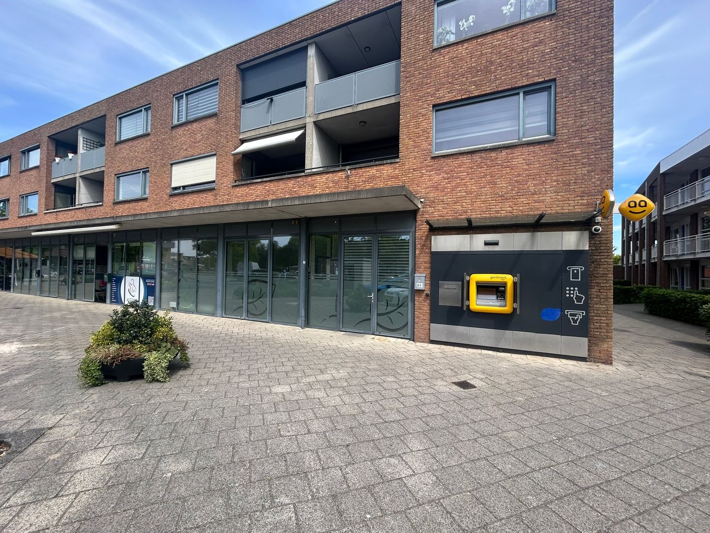 Bekijk foto 1 van Oranjeplein 38