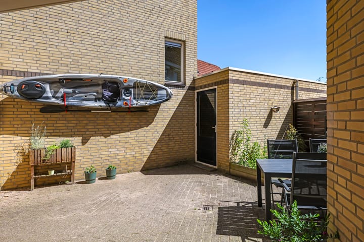 Foto 9 van Charley Tooropstraat 28