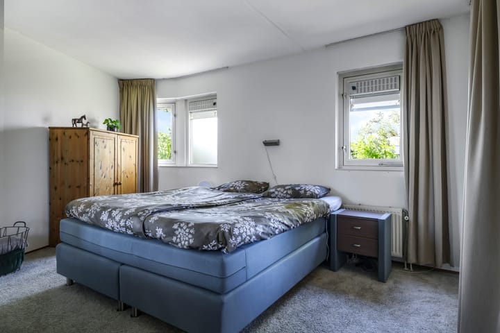 Foto 26 van Charley Tooropstraat 28