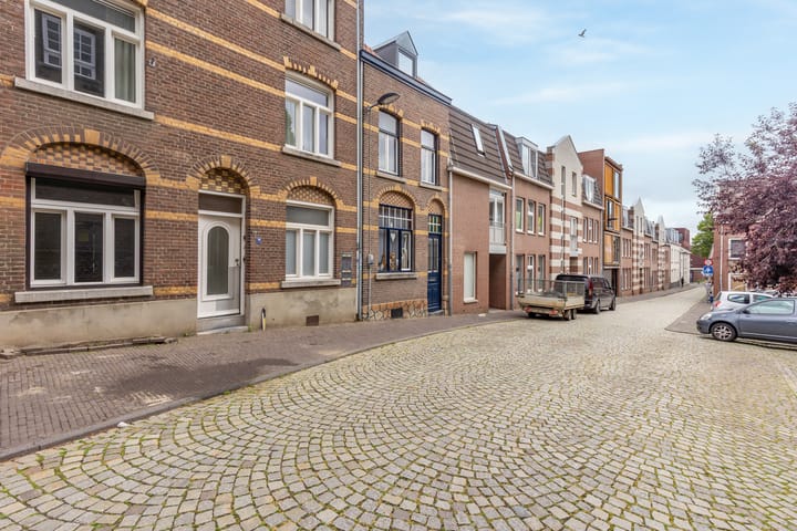 Foto 2 van Hoogfrankrijk 30-A