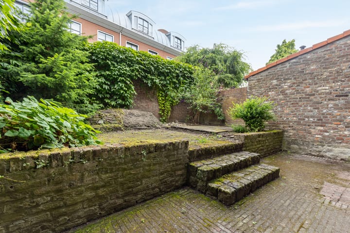 Foto 15 van Hoogfrankrijk 30-A