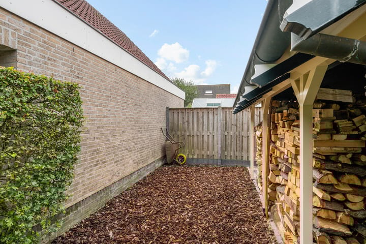 Foto 49 van Philips van Dorpstraat 30