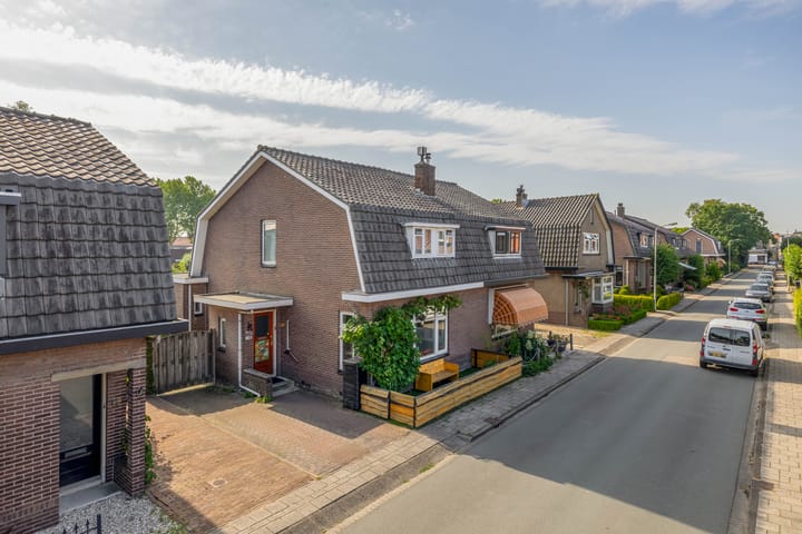 Foto 47 van Julianastraat 16