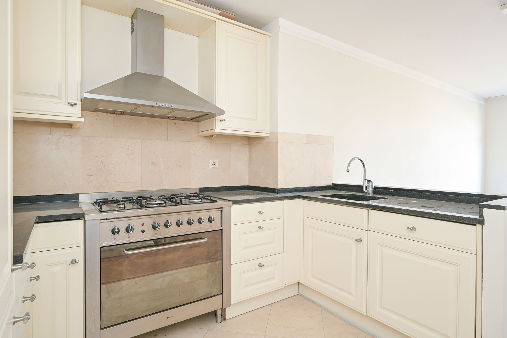 Foto 6 van Willemstraat 64-F