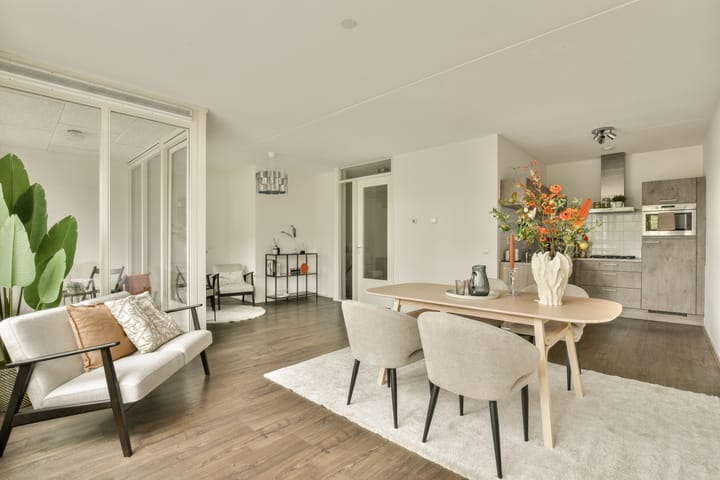 Photo 4 of Insulindeweg 9-A