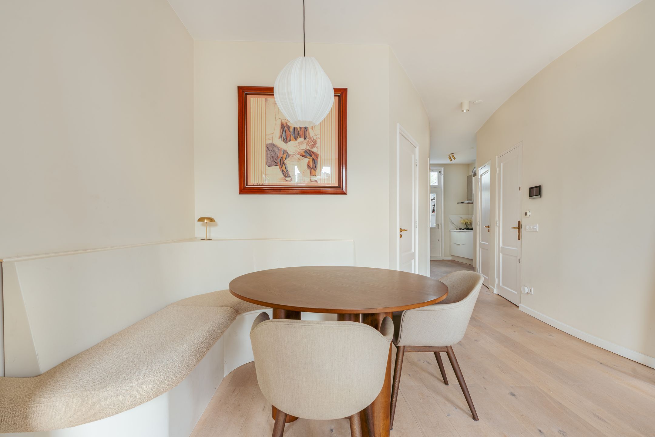 Photo 12 of Van Eeghenstraat 8-2