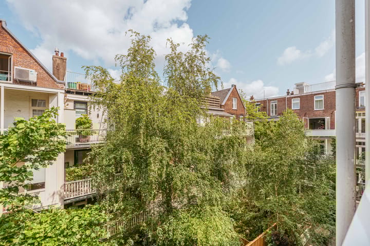 Foto 24 van Van Eeghenstraat 8-2