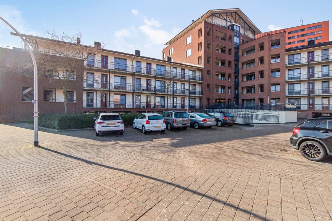 Foto 28 van Zalm 214