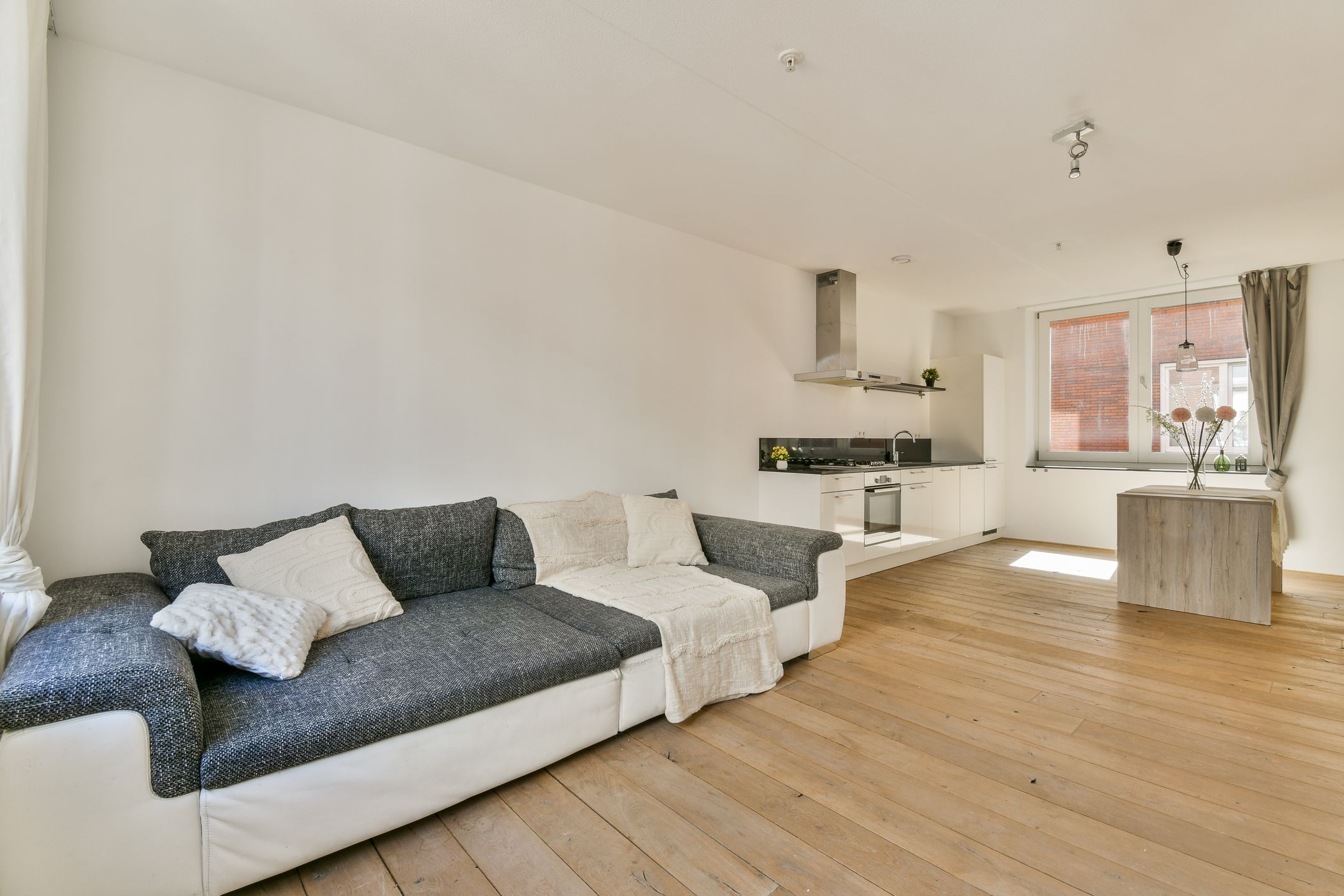 Photo 3 of Cornelis Vermuydenstraat 18