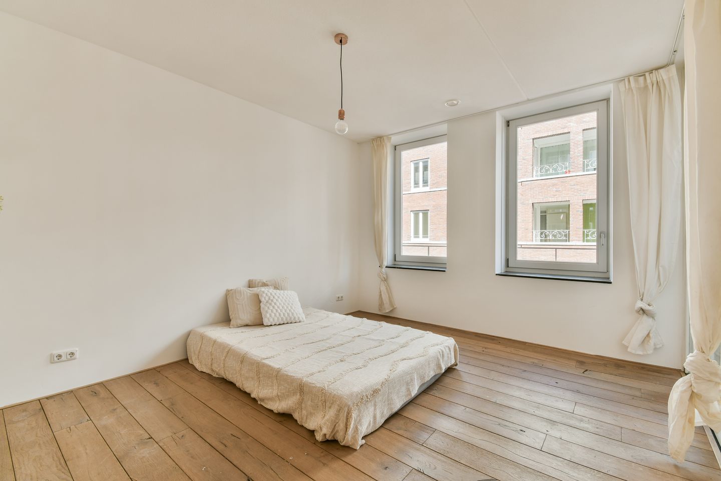 Photo 14 of Cornelis Vermuydenstraat 18