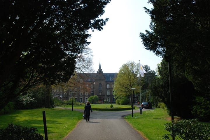 Foto 16 van Brinklaan 76-D1