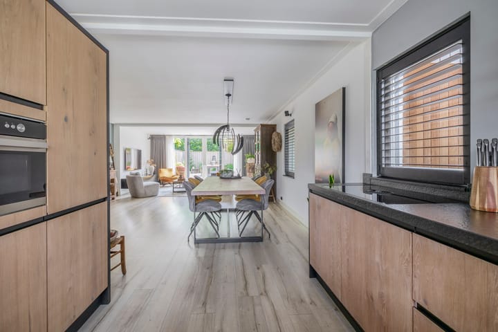 Photo 18 of Koperwiek 18