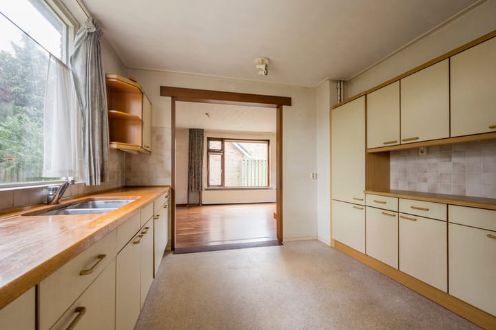 Foto 8 van Van Twillerstraat 16